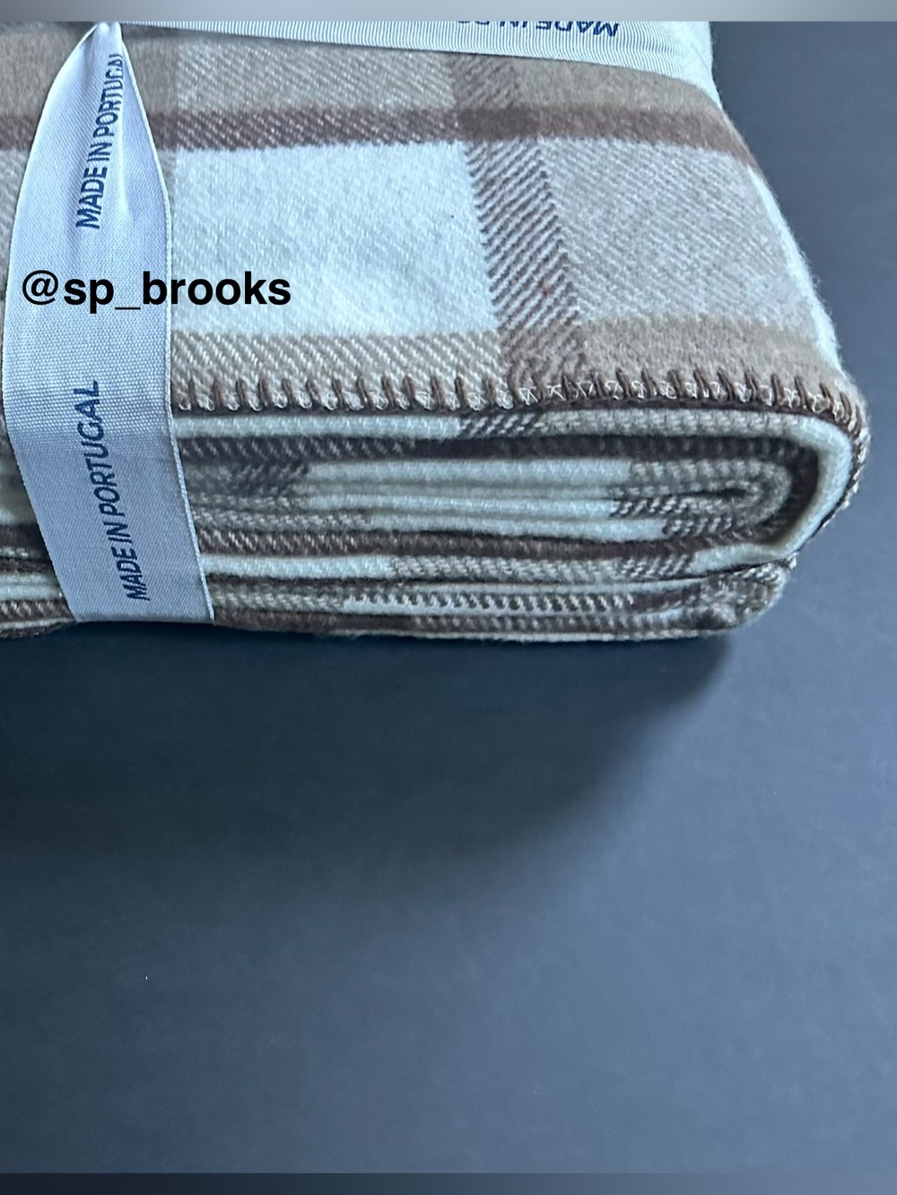 🎁Texteis Penedo Blanket - Brown & Off White Plaid Cotton Blend King Blanket - Picture 6 of 8